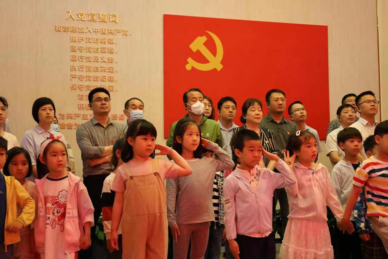 參觀一大紀念館  攝影：張凡效