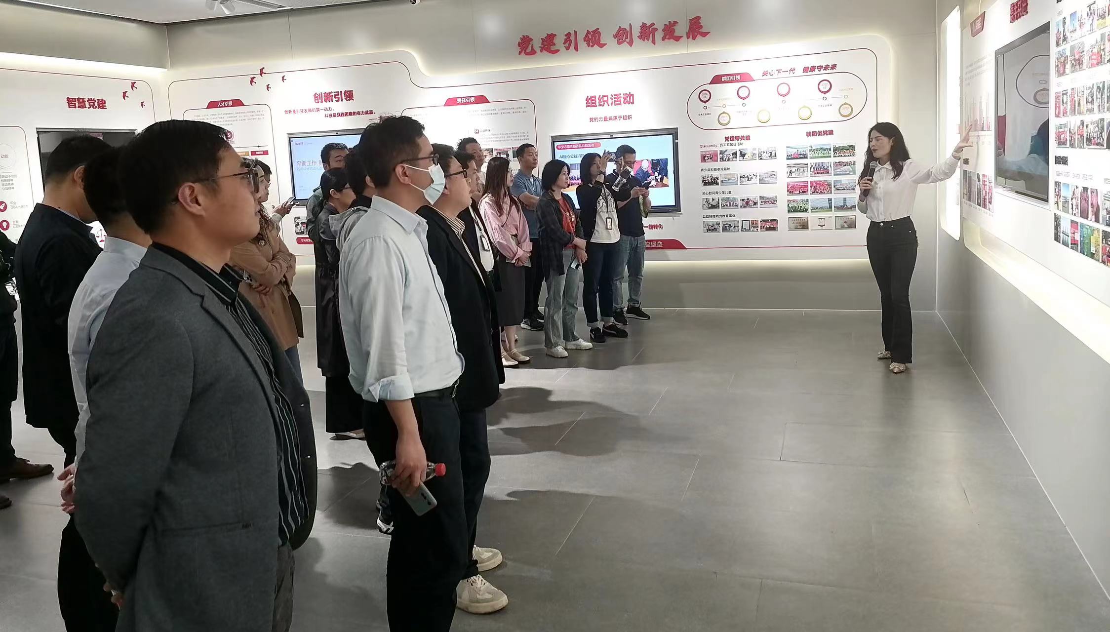 1685931413999 1685931413999