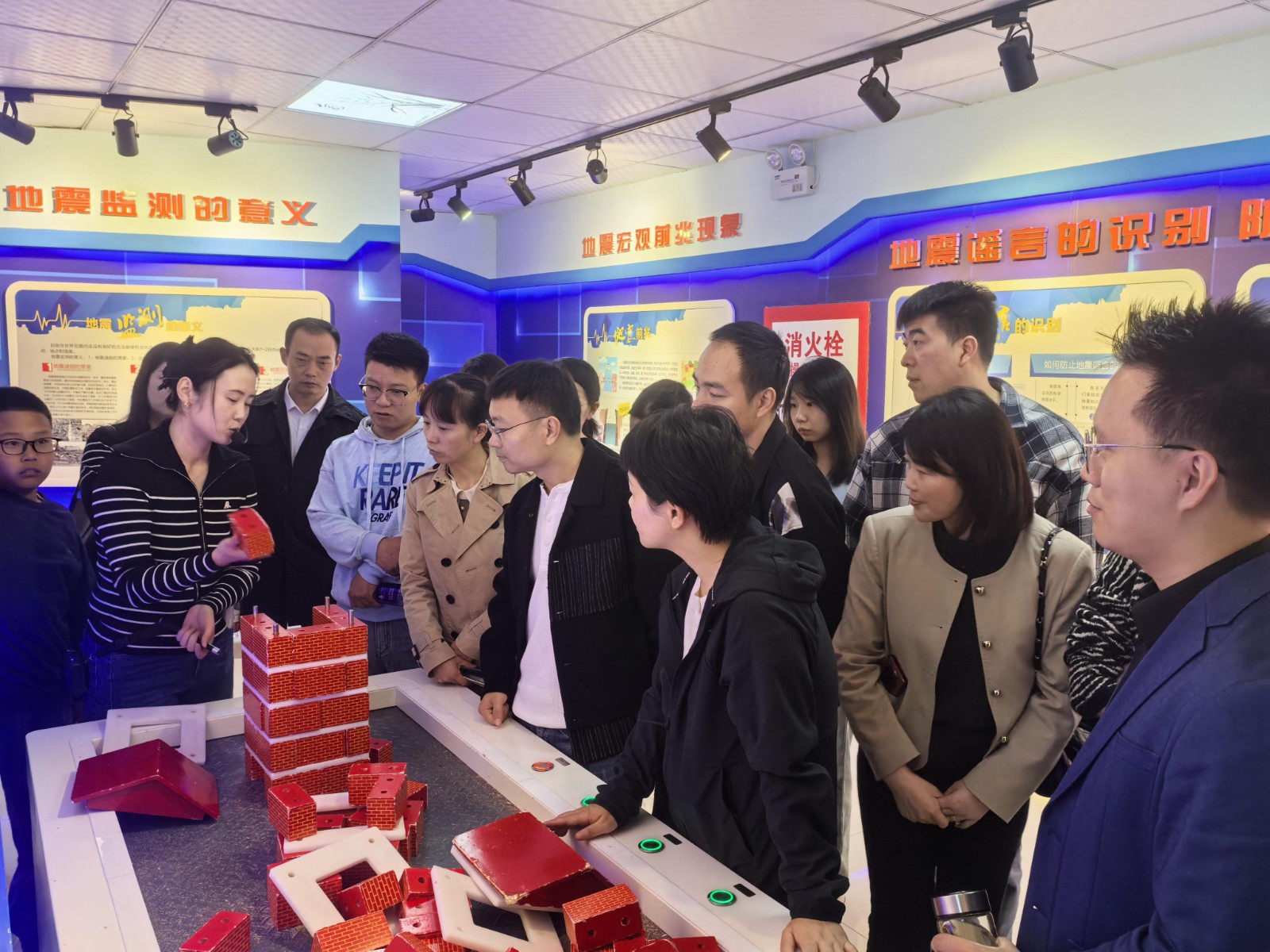 1729841372373 1729841372373